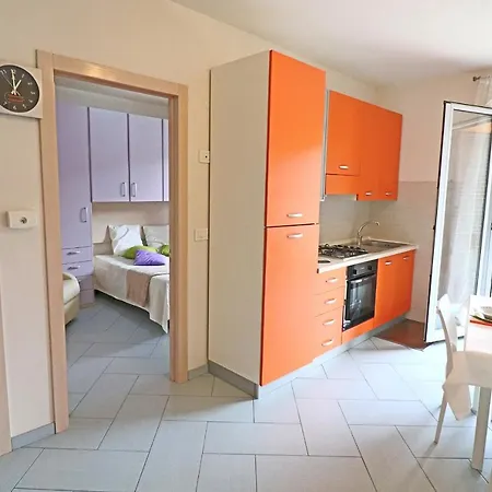 Casa Vacanze Claudia A 6 Posti Appartement *